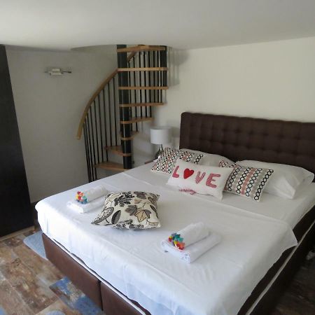 Apartman Crnica Šibenik Esterno foto