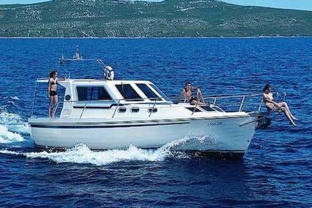 Apartman Crnica Šibenik Esterno foto